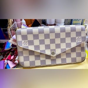 Louis Vuitton Pochette Felicie